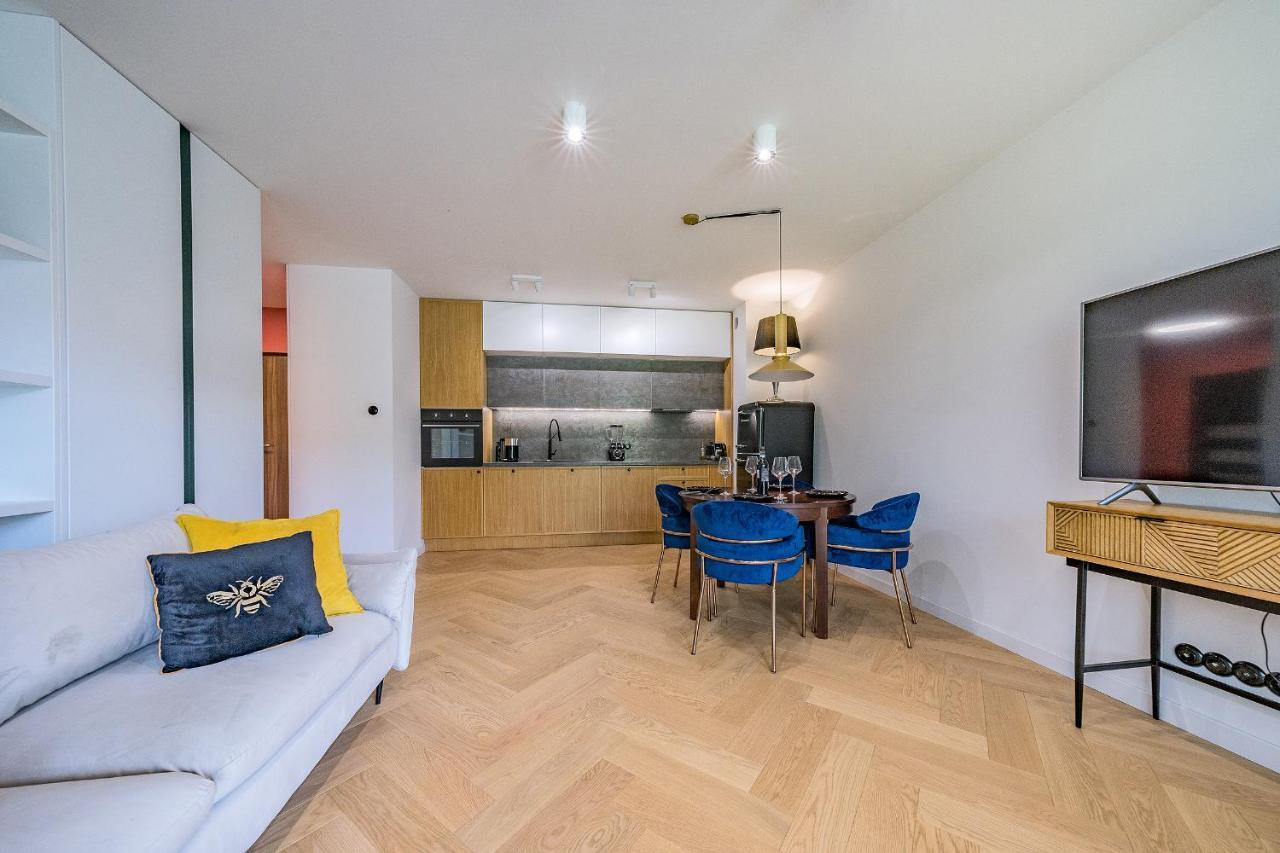 Hello Apartments Chmielna With Private Parking And Balcony Gdansk Exterior photo